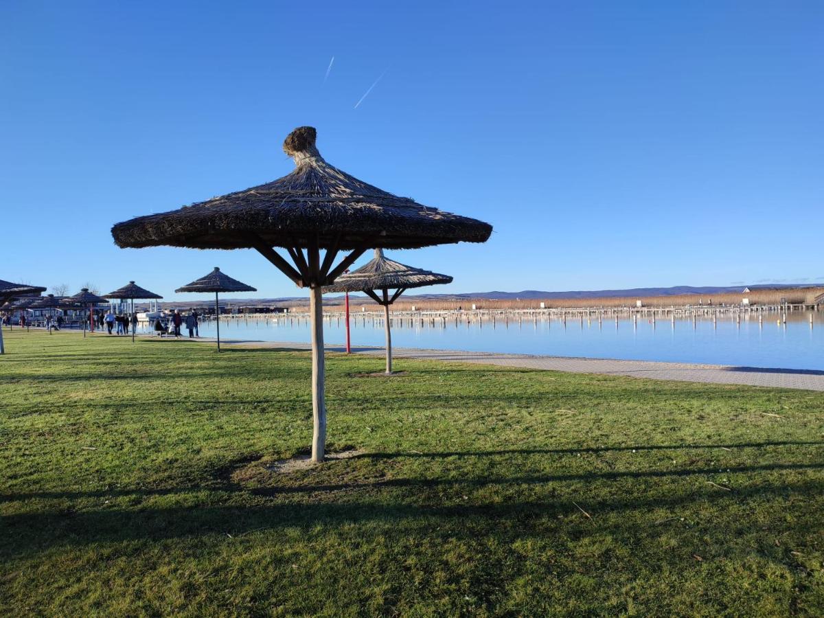 Glamping Dome, Tinyhouses am Neusiedlersee Fertőrákos Exterior foto